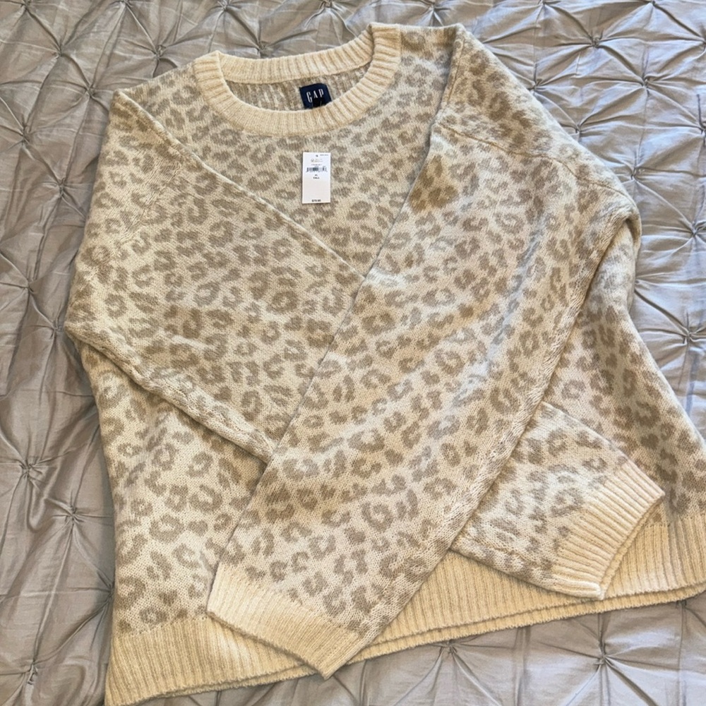 Gap Sweater